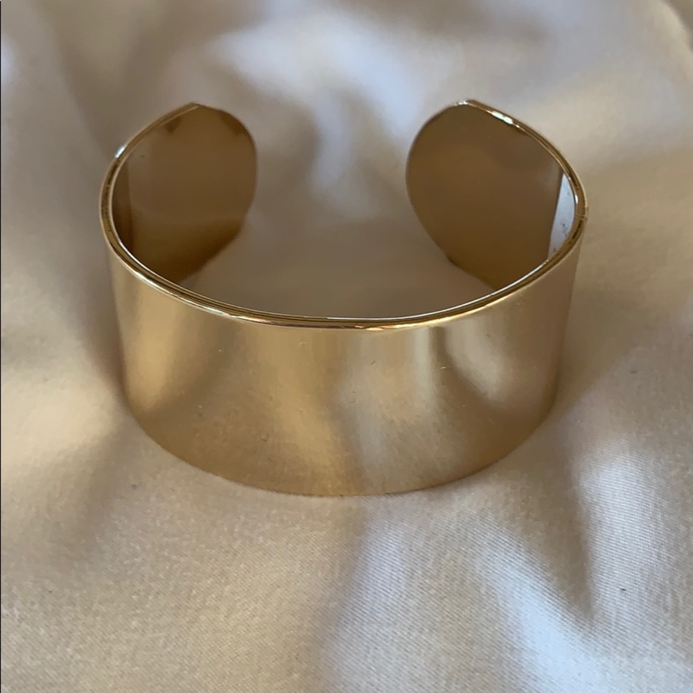 Golf cuff by Lisa Freede